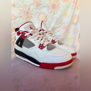 Air Jordan 4 Retro "Fire Red"